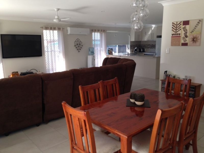 7 Roseapple circuit, Oxenford QLD 4210