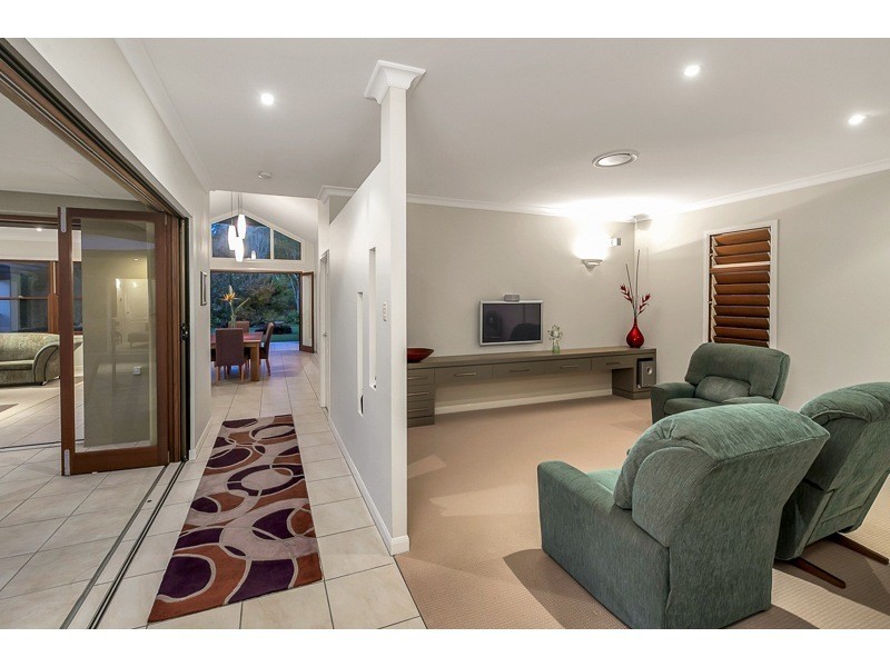 28 Bunya Lake Court, Bunya QLD 4055