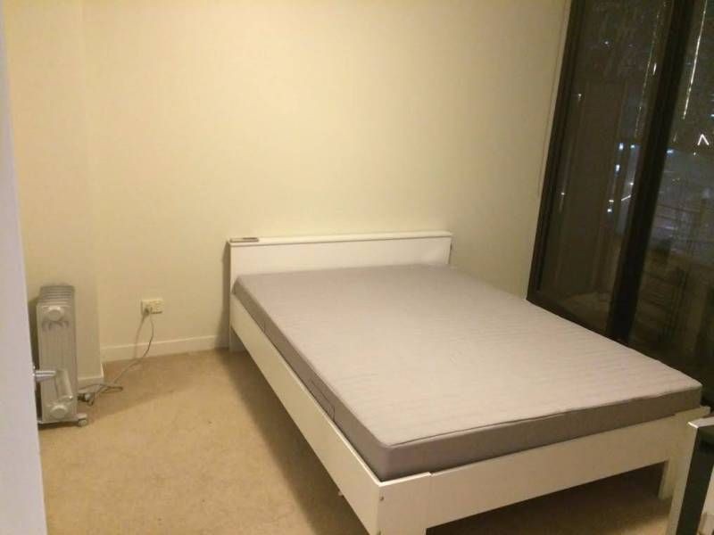 1215/100 Harbour Esp, Docklands VIC 3008