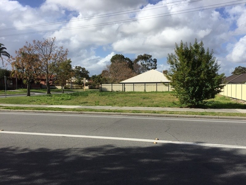 90 Ivanhoe St, Eden Hill WA 6054