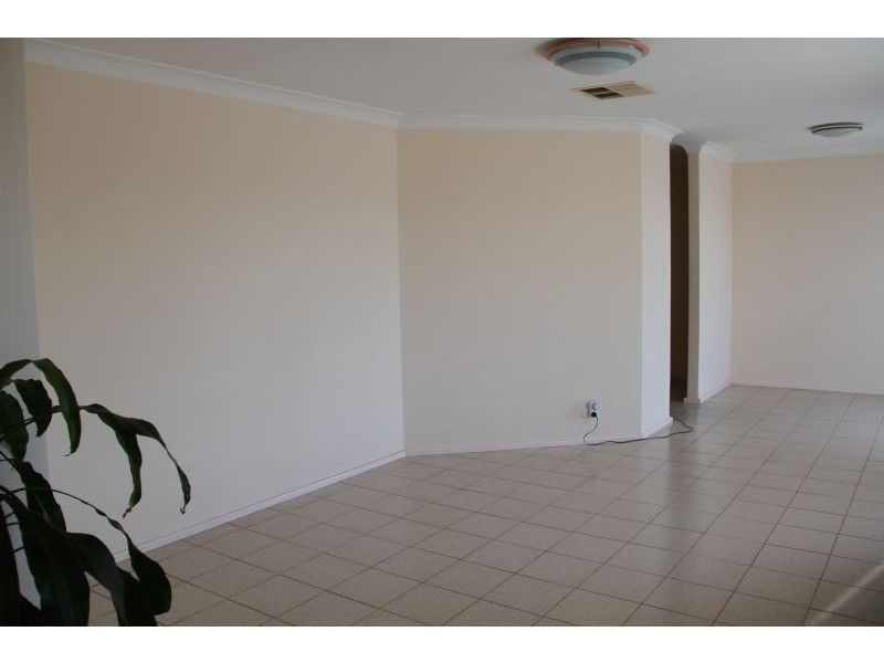 37 Tiber Avenue, Beechboro WA 6063