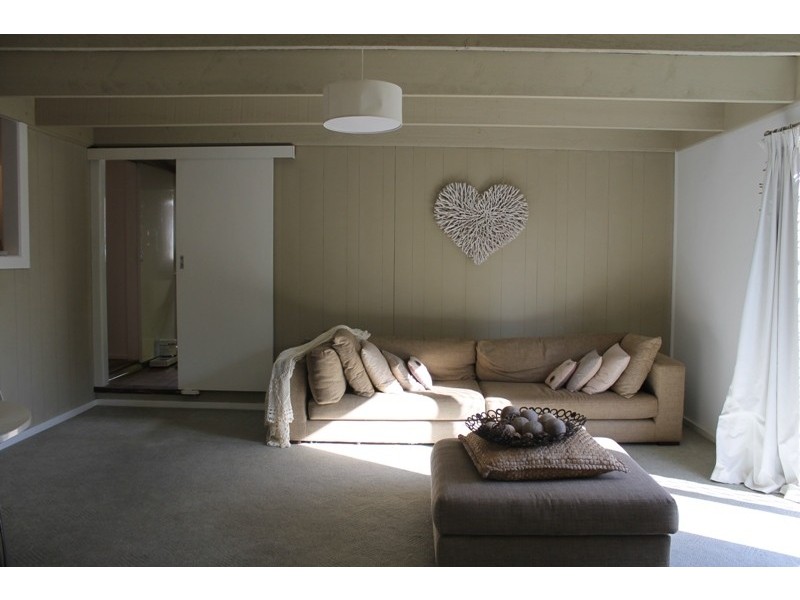 3 Barwon Street, Bomaderry NSW 2541