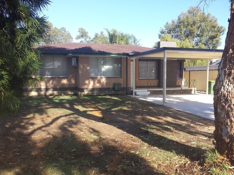 96 Celebration St, Beckenham WA 6107