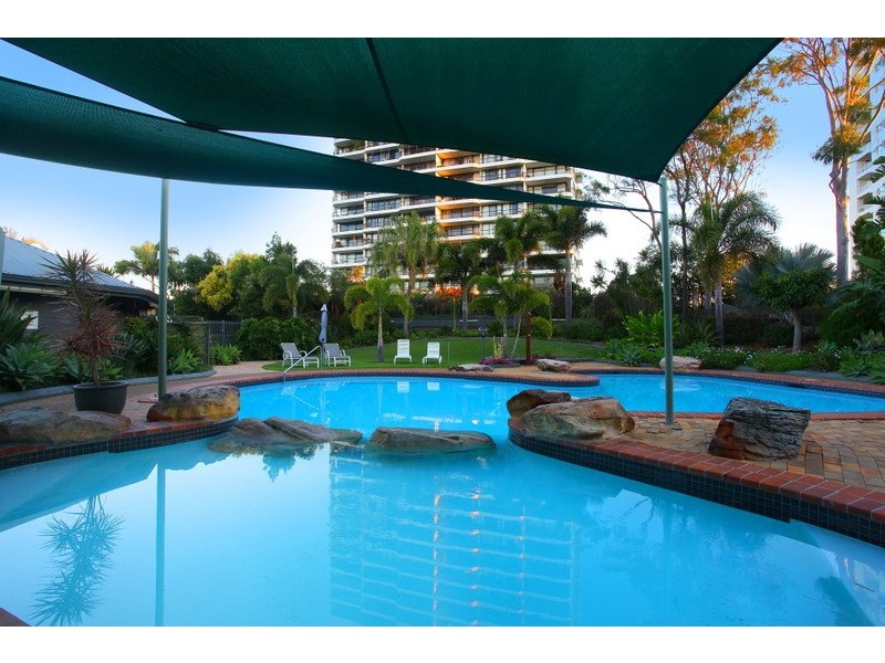 25/54 Hooker Blvd, Mermaid Waters QLD 4218