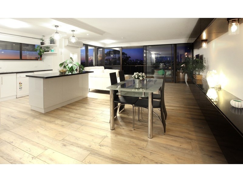 25/54 Hooker Blvd, Mermaid Waters QLD 4218