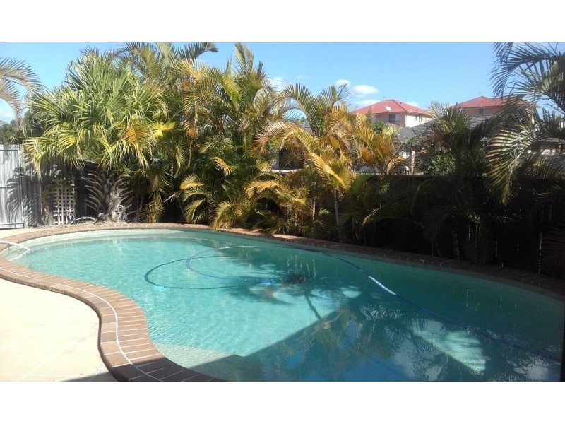 2 Applegum Place, Molendinar QLD 4214