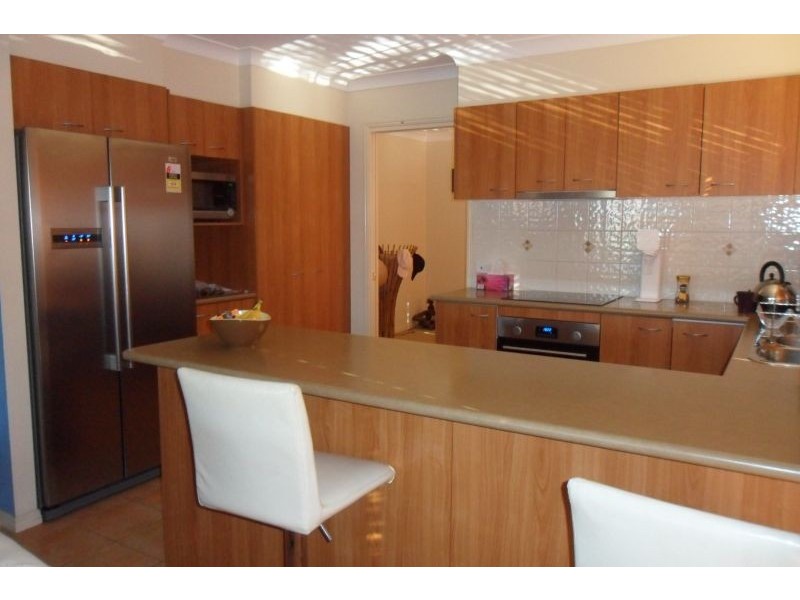 2 Applegum Place, Molendinar QLD 4214