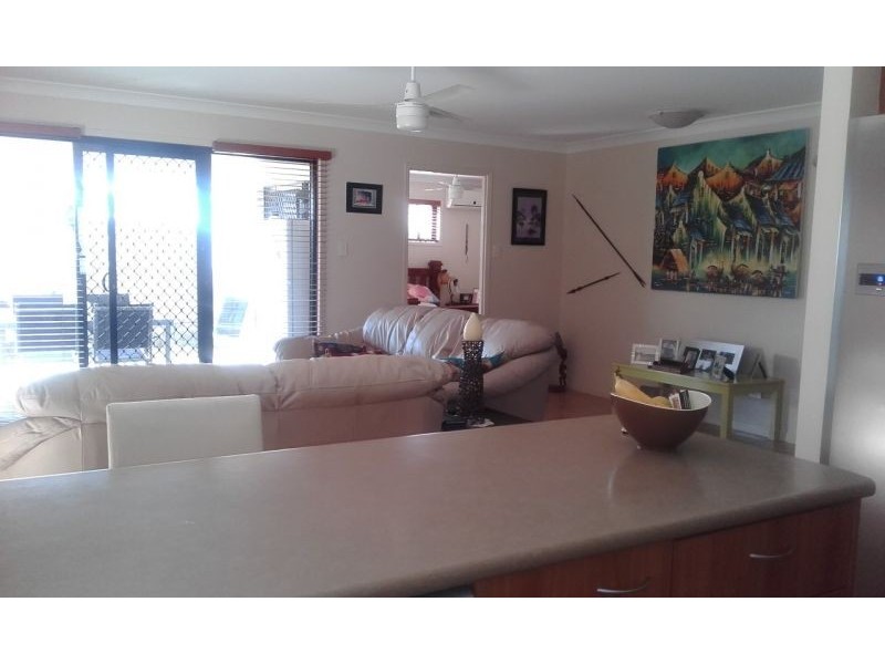 2 Applegum Place, Molendinar QLD 4214