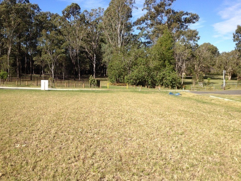 49 Idonia St, Bridgeman Downs QLD 4035