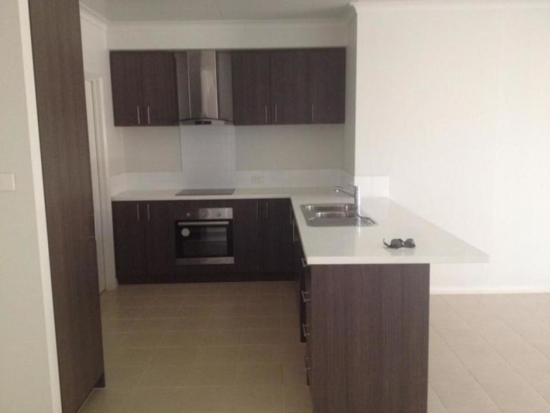 11 Hibiscus Way, Newman WA 6753