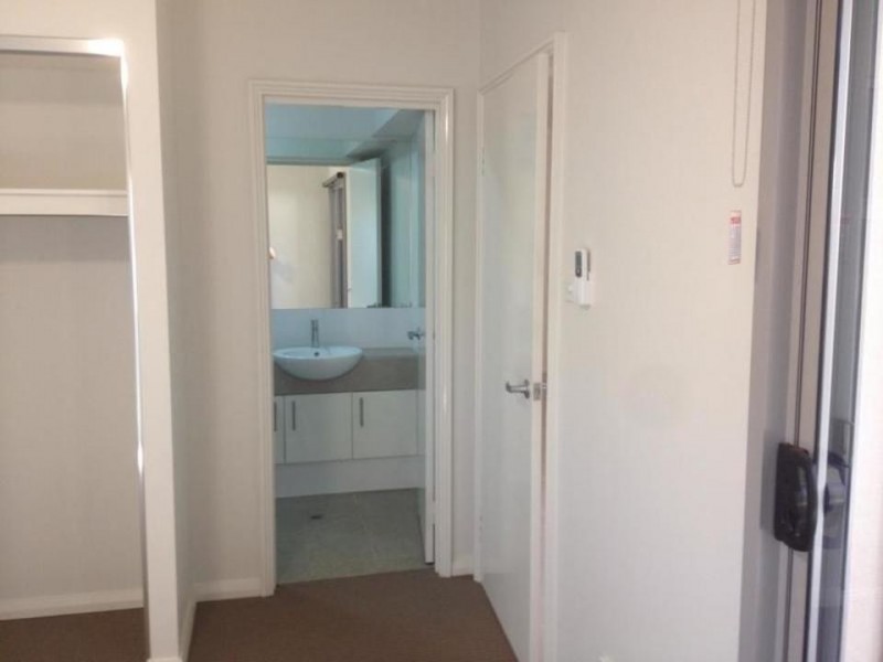 11 Hibiscus Way, Newman WA 6753