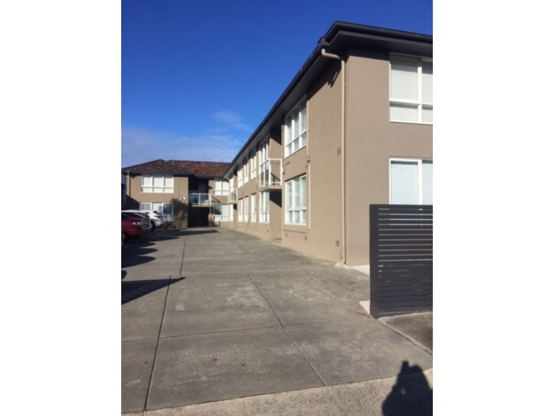 8/39 Heller St, Brunswick West VIC 3055