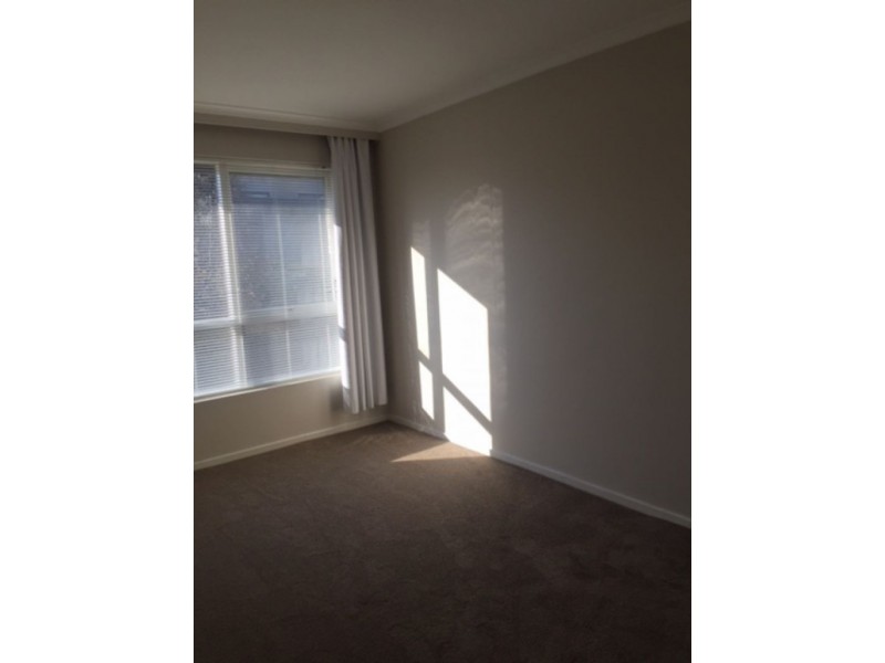 8/39 Heller St, Brunswick West VIC 3055