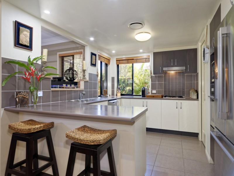 2 Burgan Place, North Lakes QLD 4509