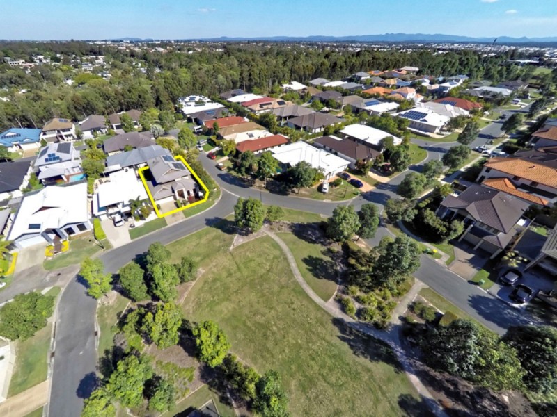 2 Burgan Place, North Lakes QLD 4509