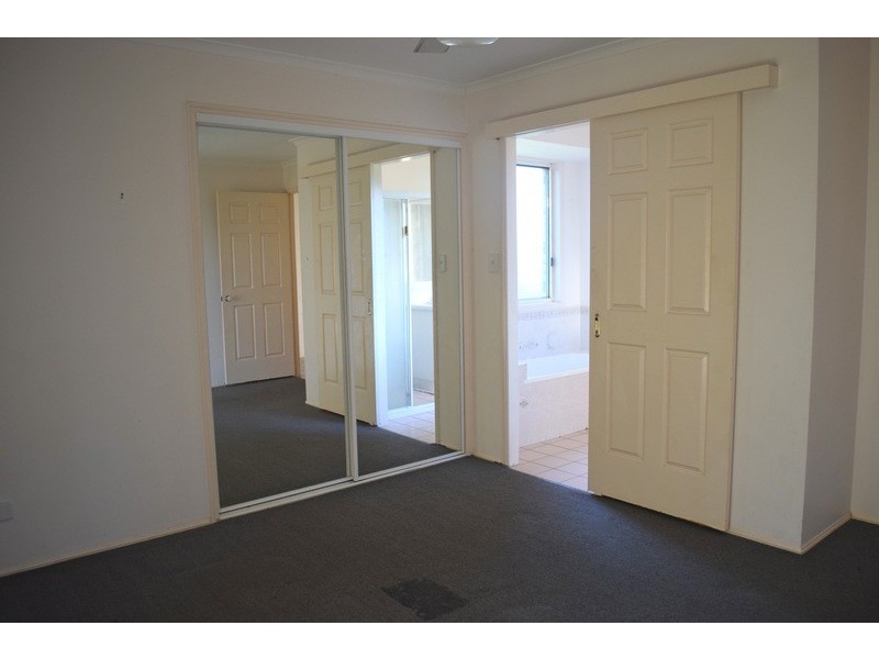 42 Mackeral Street, Sandstone Point QLD 4511
