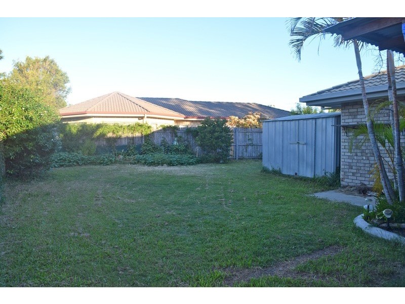 42 Mackeral Street, Sandstone Point QLD 4511