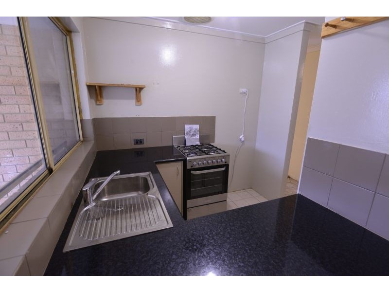 218 Illawarra Cr, Ballajura WA 6066