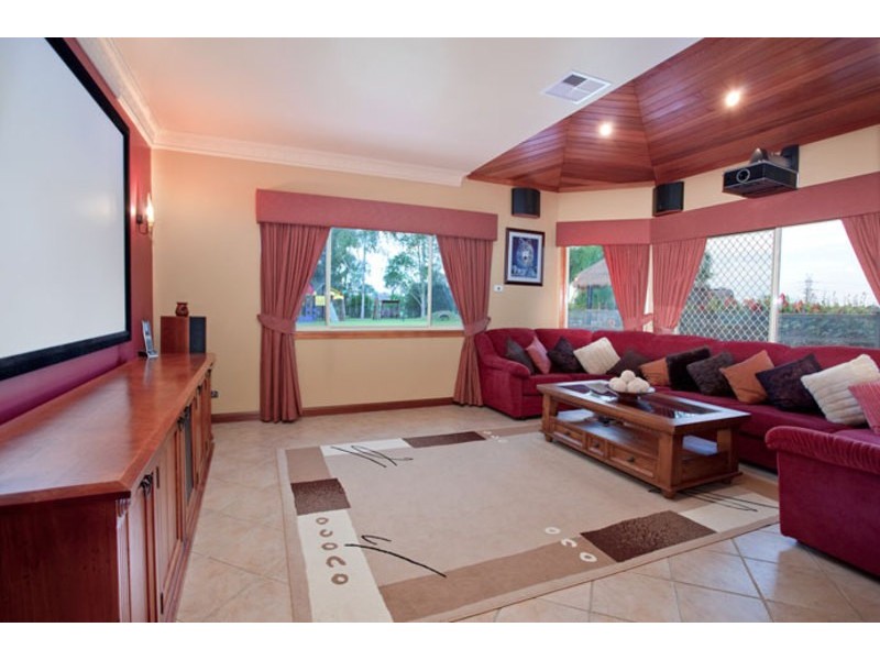 173 Willeroo Drive, Windsor Downs NSW 2756