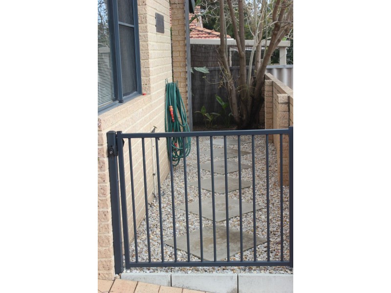 2/59 HARRISON ST, Rockingham WA 6168