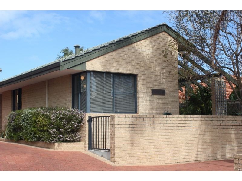 2/59 HARRISON ST, Rockingham WA 6168