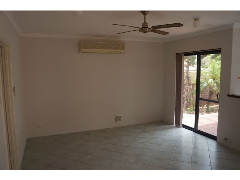 2/59 HARRISON ST, Rockingham WA 6168