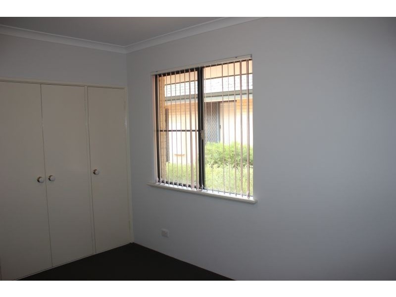 2/59 HARRISON ST, Rockingham WA 6168