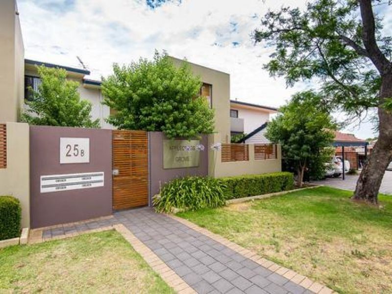 8/25B Ullapool Road, Applecross WA 6153