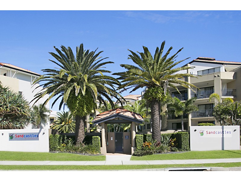 230/392 Marine Parade, Labrador QLD 4215