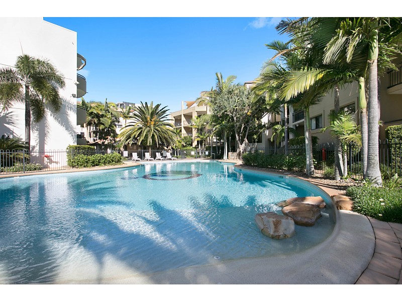230/392 Marine Parade, Labrador QLD 4215