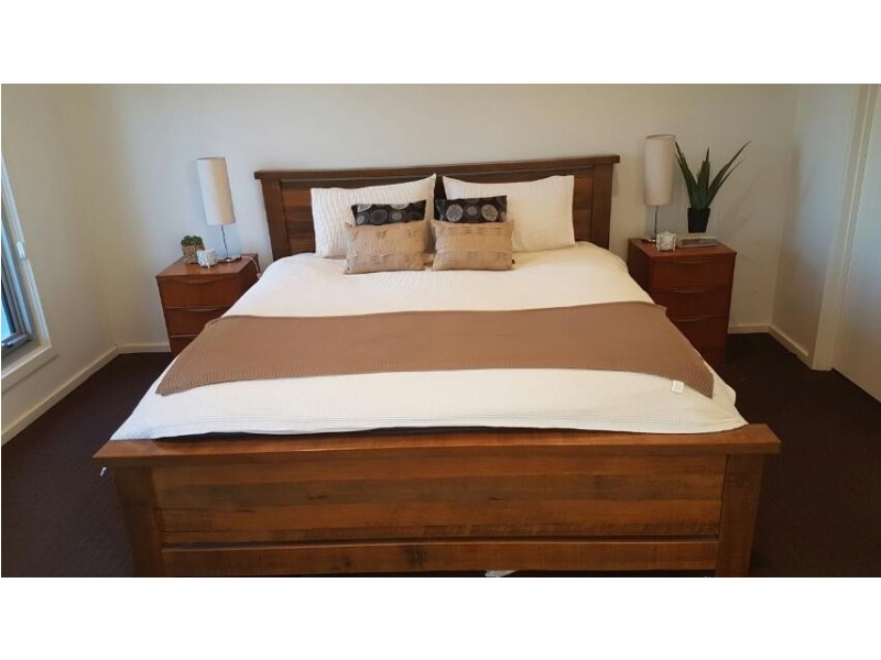 10 Wirrana St, Quarry Hill VIC 3550