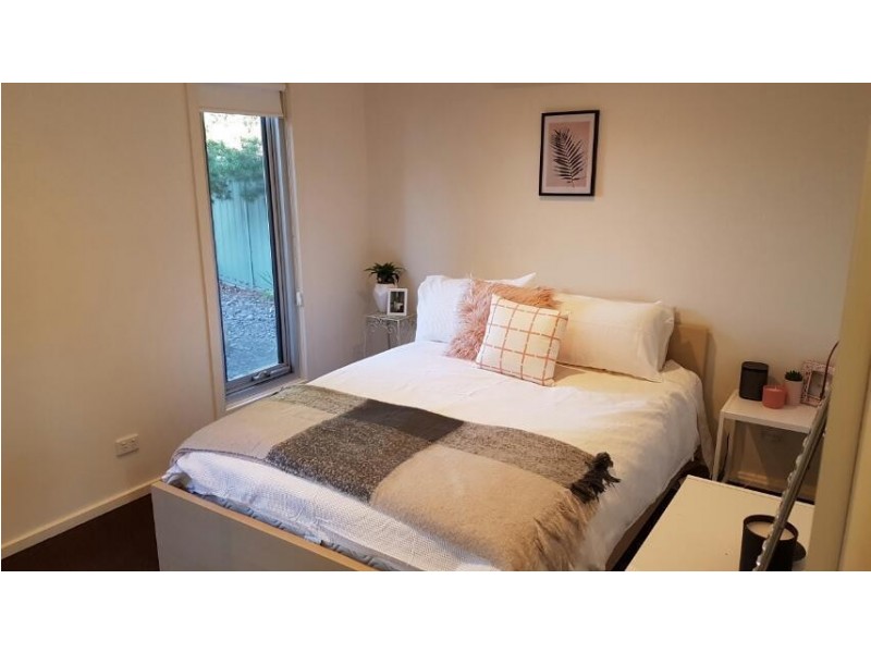 10 Wirrana St, Quarry Hill VIC 3550