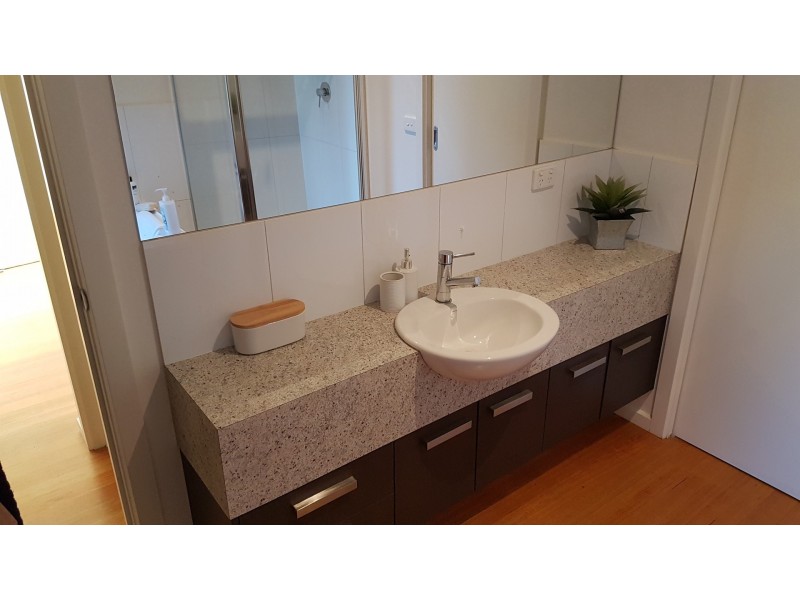 10 Wirrana St, Quarry Hill VIC 3550