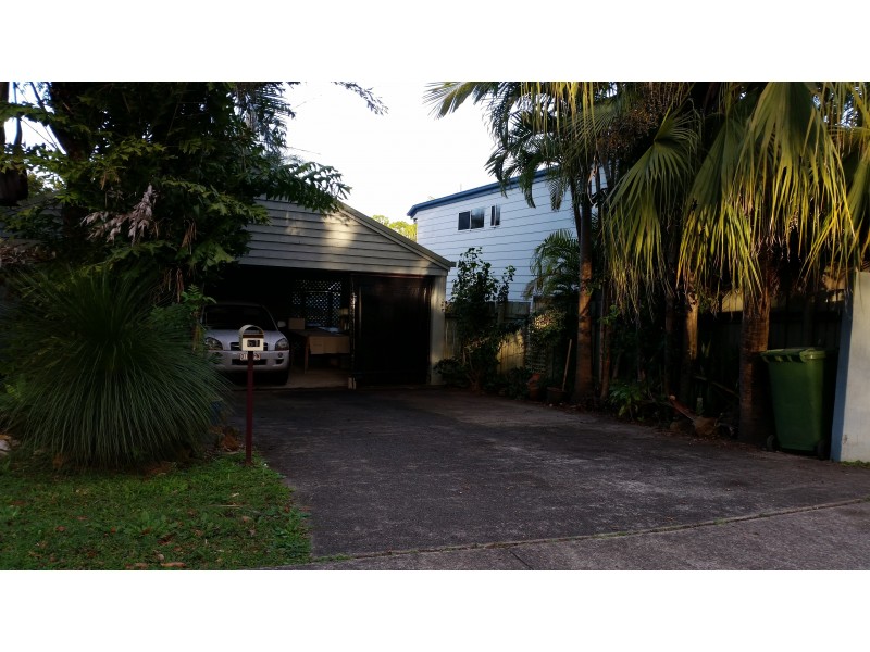 61 Eumundi Noosa Rd, Noosaville QLD 4566