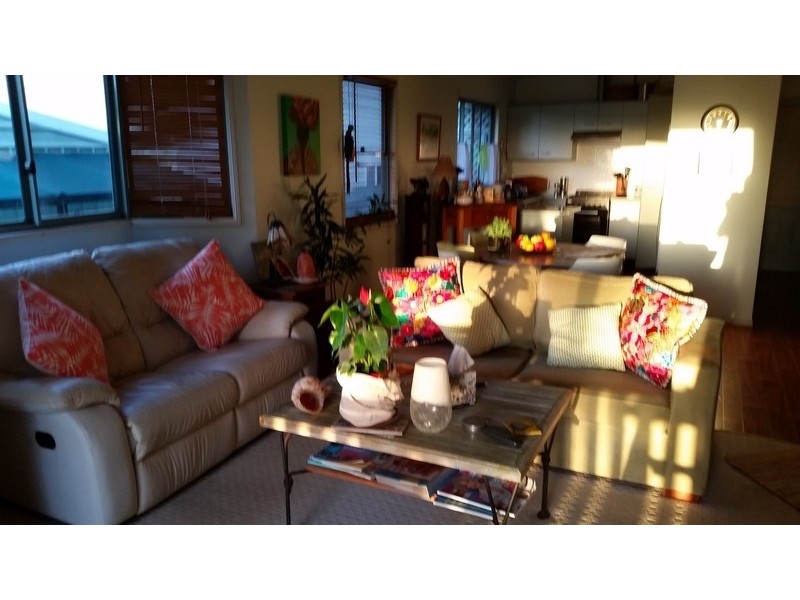 61 Eumundi Noosa Rd, Noosaville QLD 4566