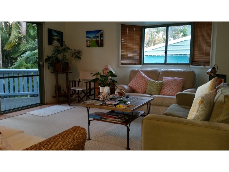 61 Eumundi Noosa Rd, Noosaville QLD 4566