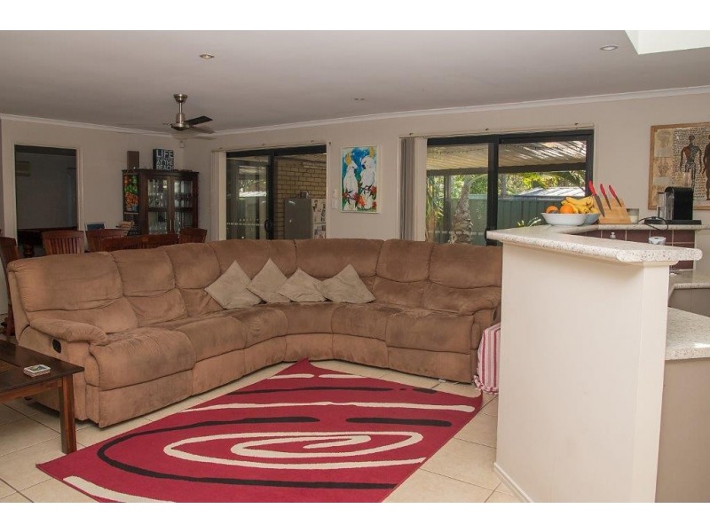 2 First Avenue, Marcoola QLD 4564