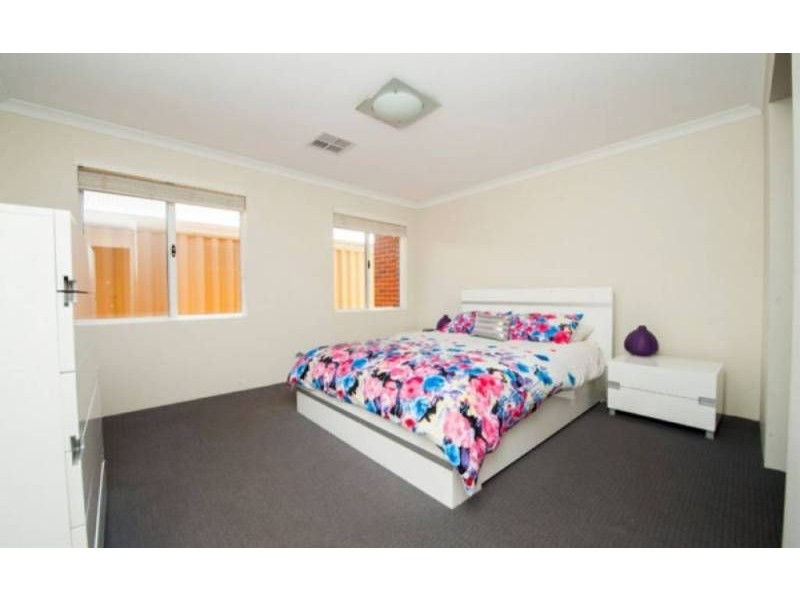 10 Kambany Approach, Dalyellup WA 6230