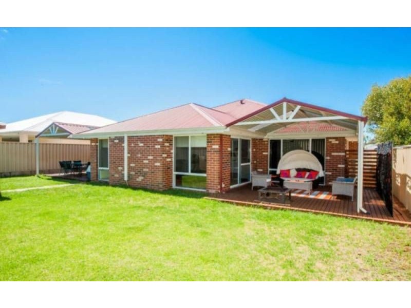 10 Kambany Approach, Dalyellup WA 6230