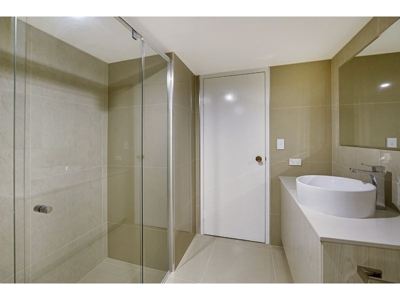 13/24 Hamilton Avenue, Surfers Paradise QLD 4217