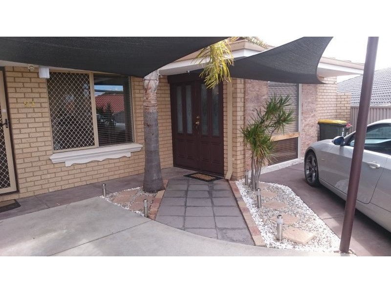21 Chestnut Grove, Mirrabooka WA 6061