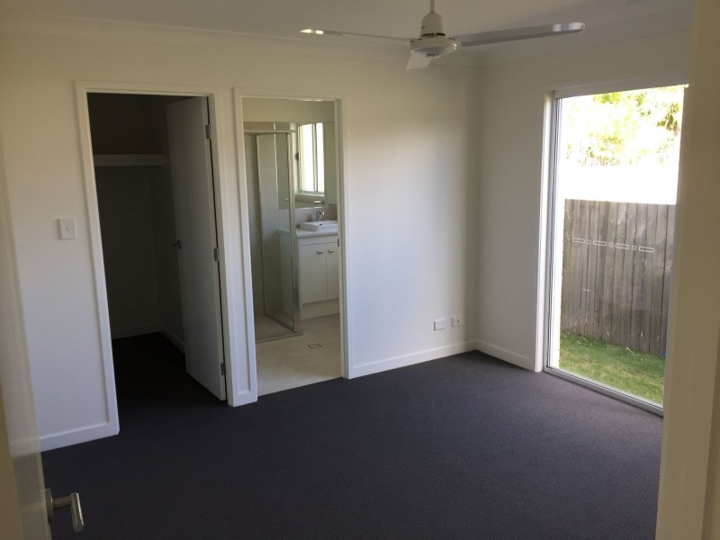 36 Stradbroke St, Redland Bay QLD 4165