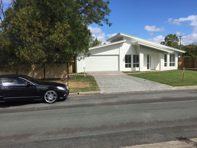 36 Stradbroke St, Redland Bay QLD 4165