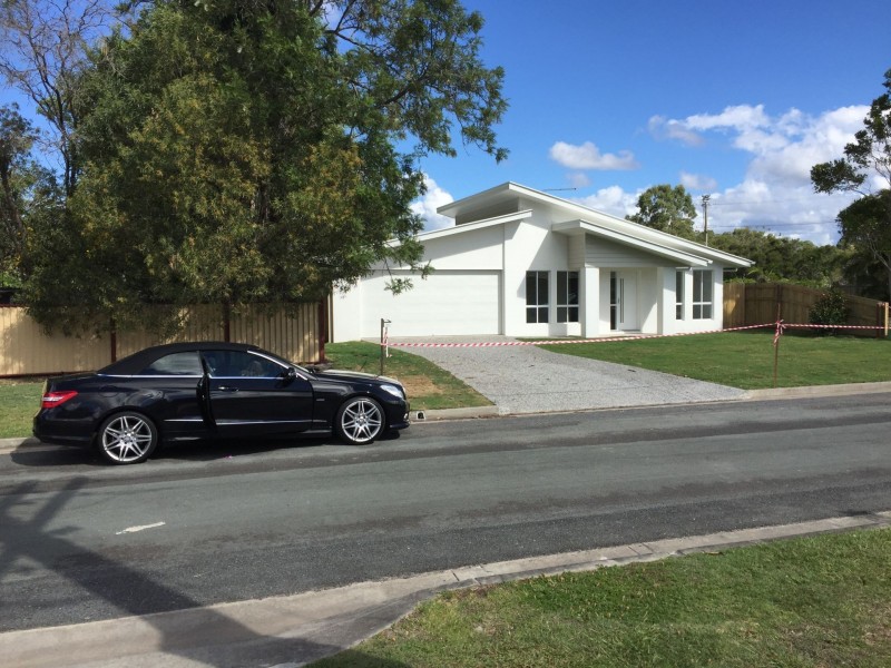 36 Stradbroke St, Redland Bay QLD 4165