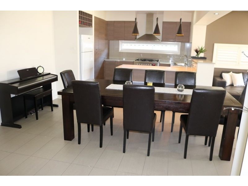 37 Pebble Crescent, The Ponds NSW 2769