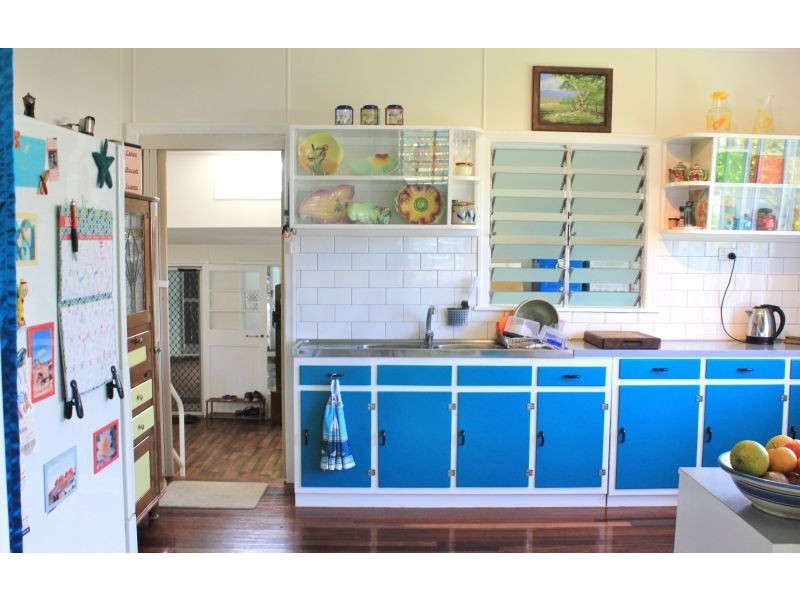 8 Pine Street, Forrest Beach QLD 4850