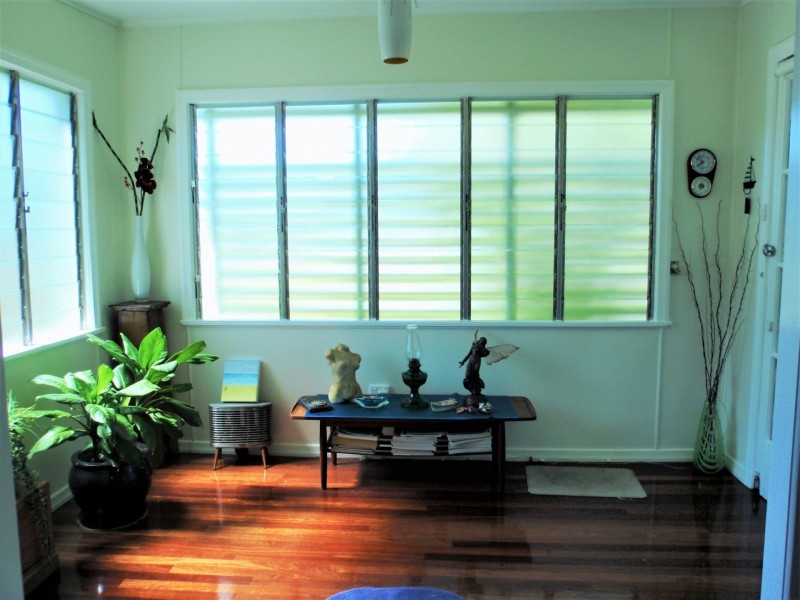 8 Pine Street, Forrest Beach QLD 4850