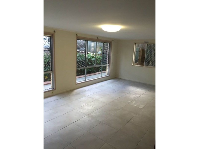 36 Sabot St, Jamboree Heights QLD 4074