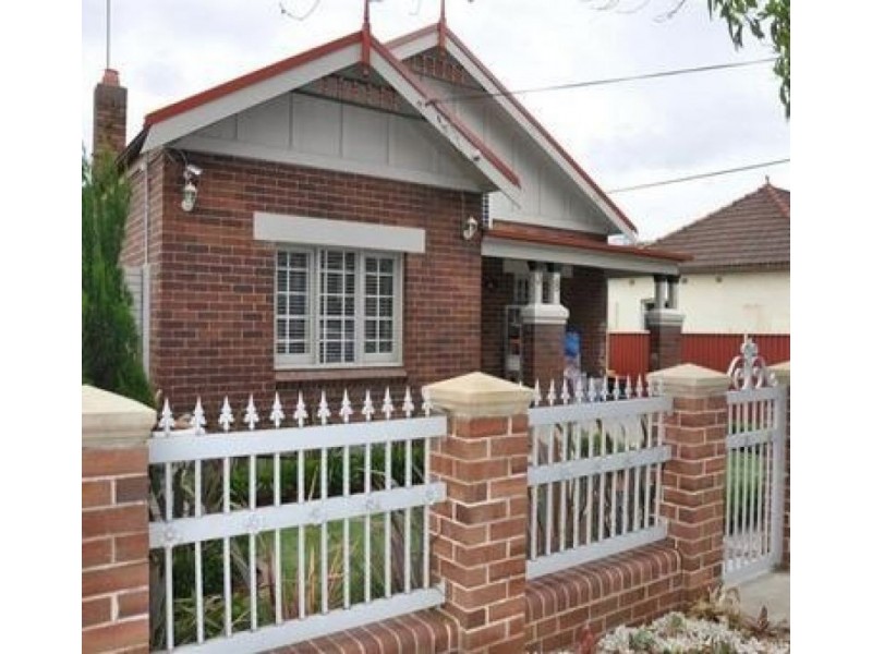 38 Charlotte, Campsie NSW 2194