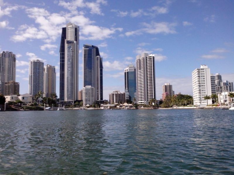 237 Stanhill Drive, Chevron Island QLD 4217